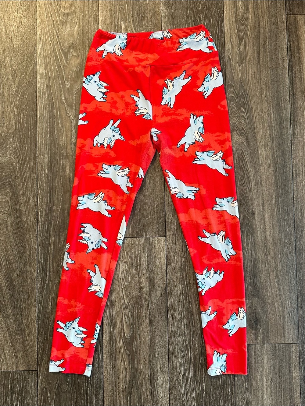 Lularoe One Size When Pigs Fly Buttery Soft Wilbur Porky Petunia Red Leggings